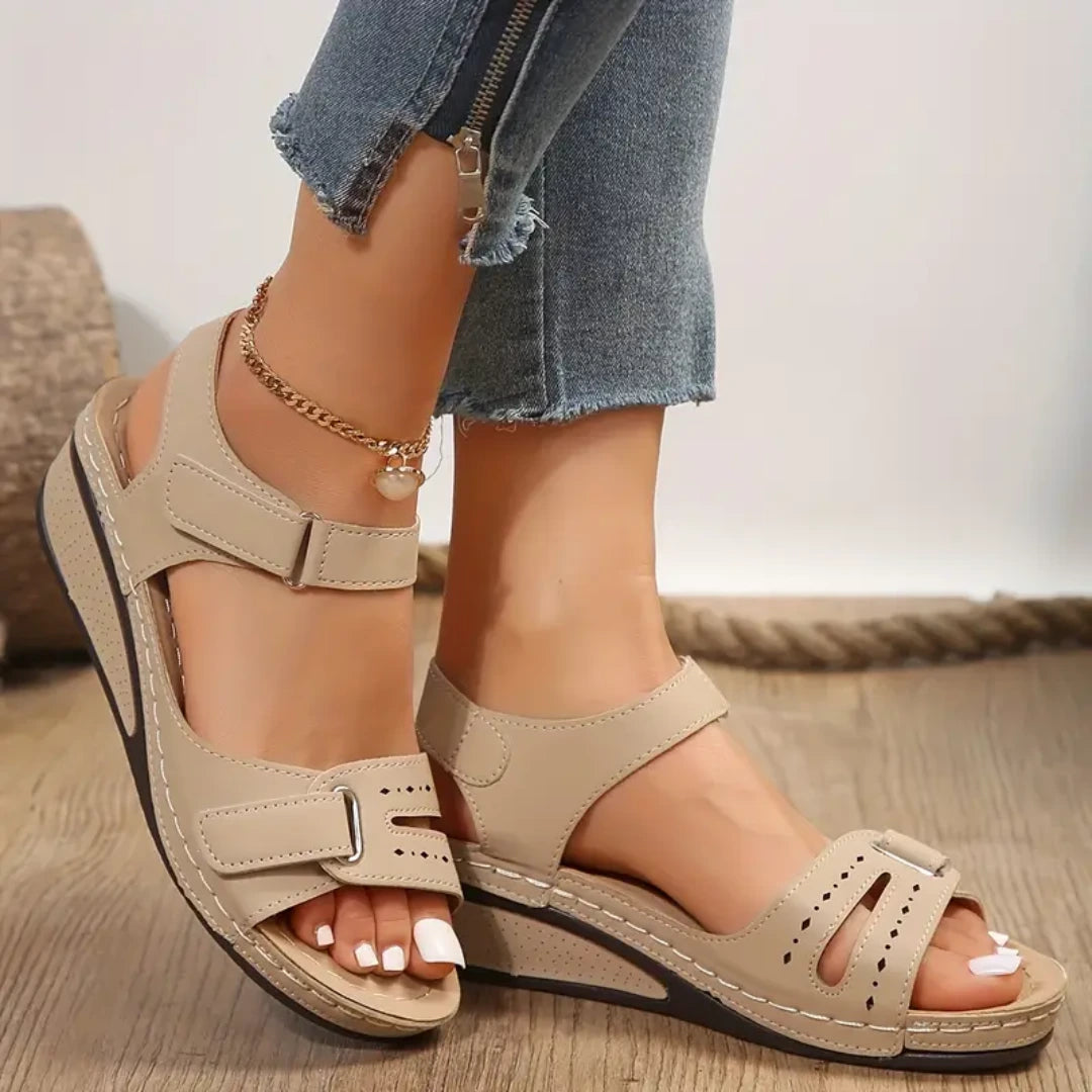 Sandália Ortopédica Feminina - Anabella