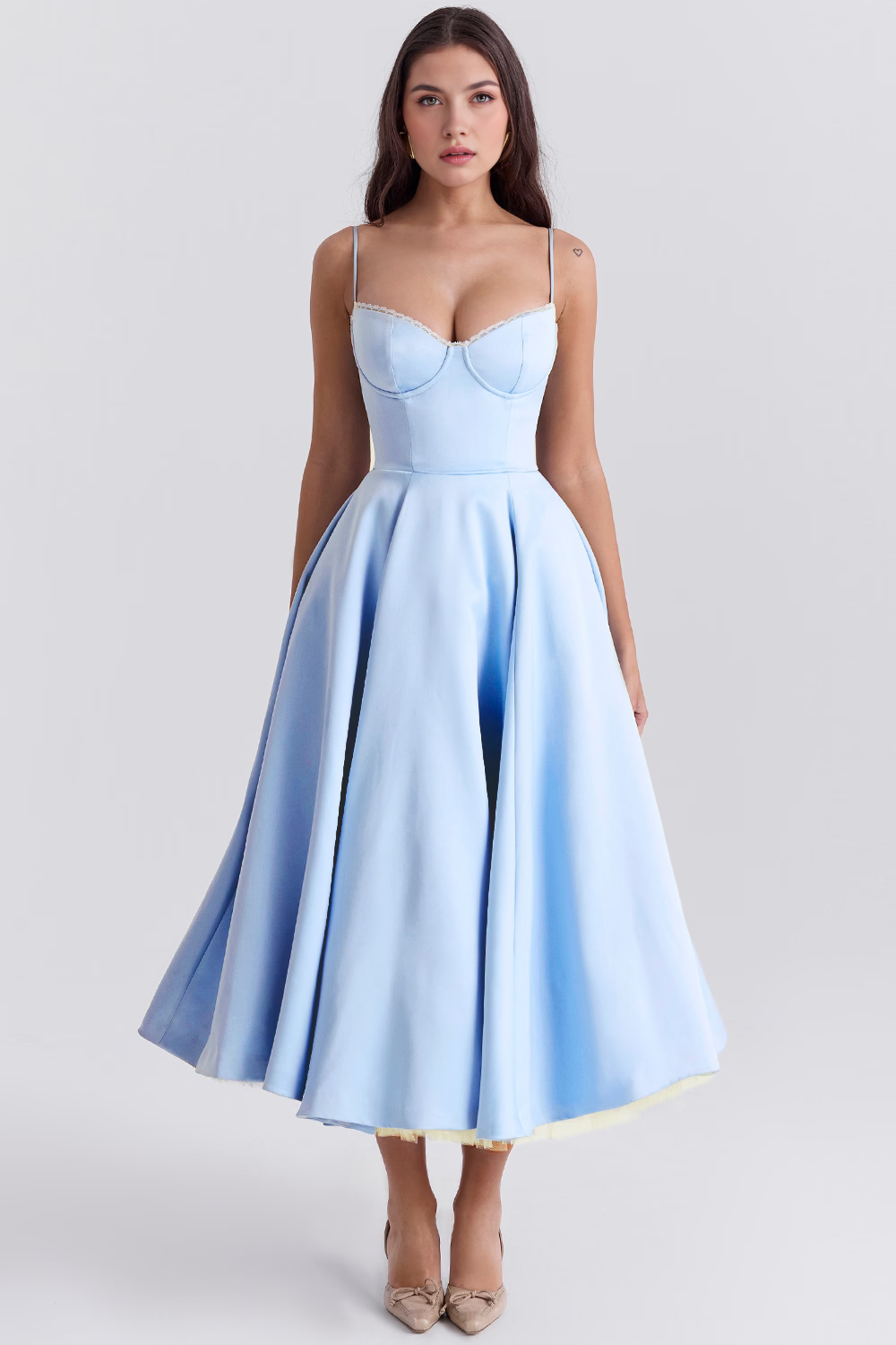 Vestido Feminino Midi – Cloe Vibe