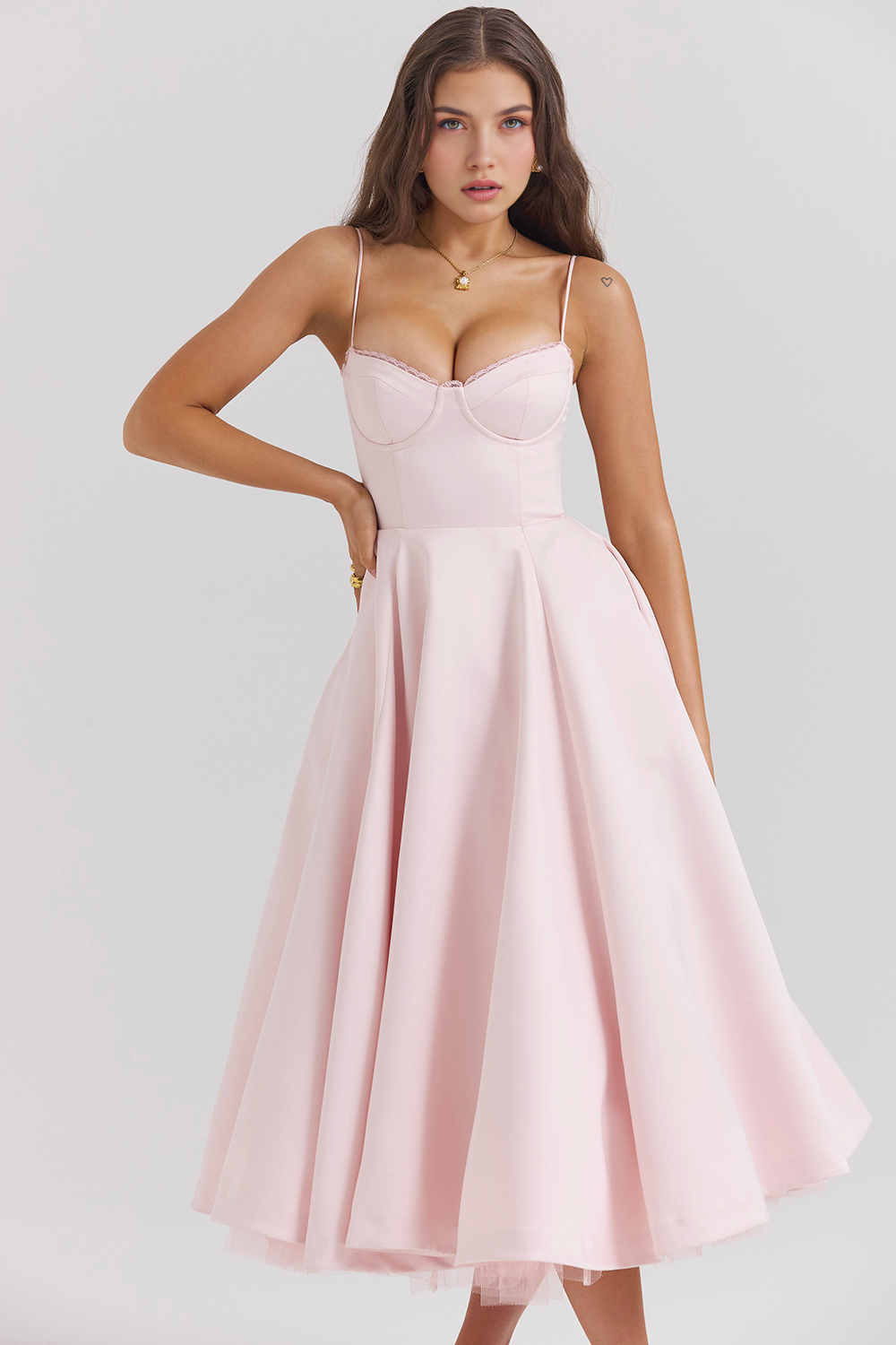 Vestido Feminino Midi – Cloe Vibe