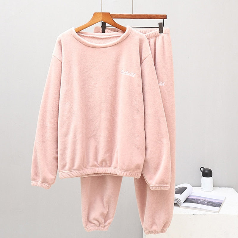 Pijama de Inverno Feminino em Fleece – Aurora