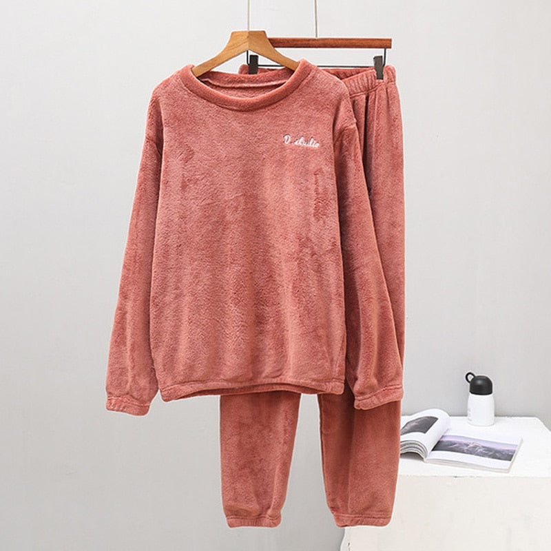 Pijama de Inverno Feminino em Fleece – Aurora